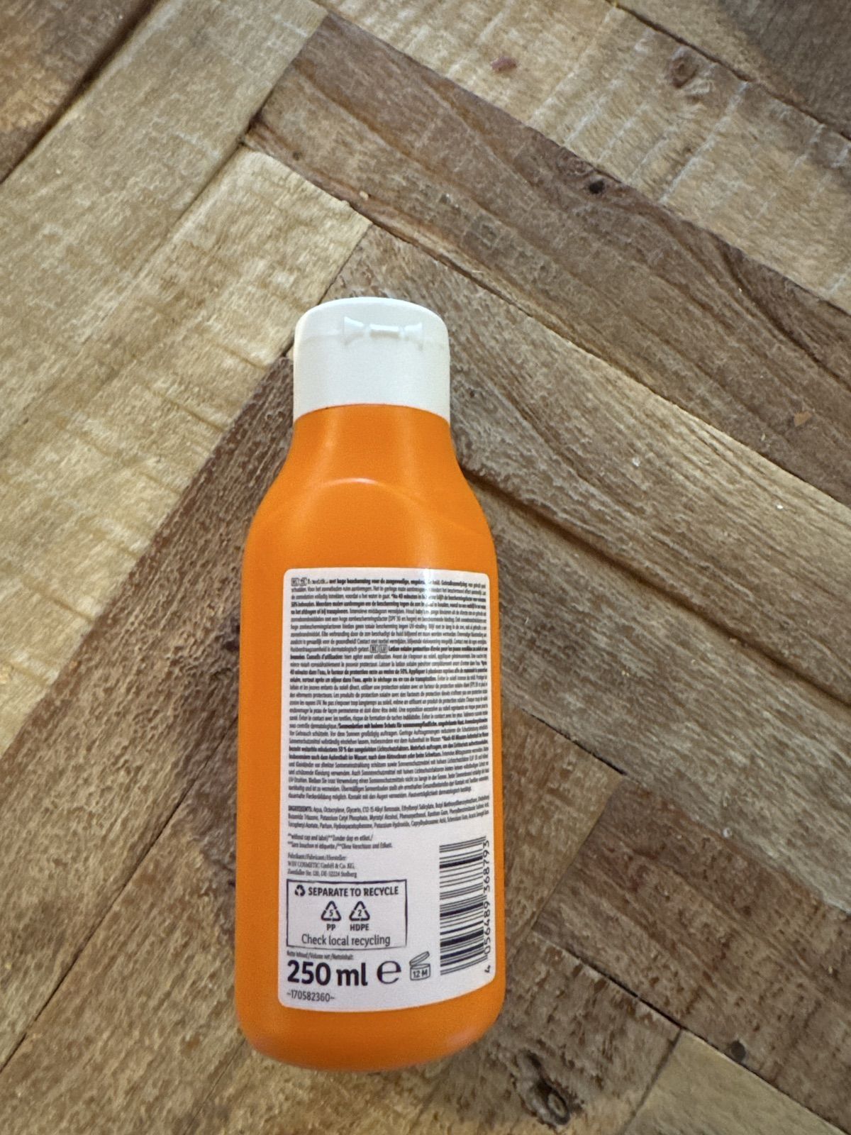 Zonnebrandcrème (foto 2)