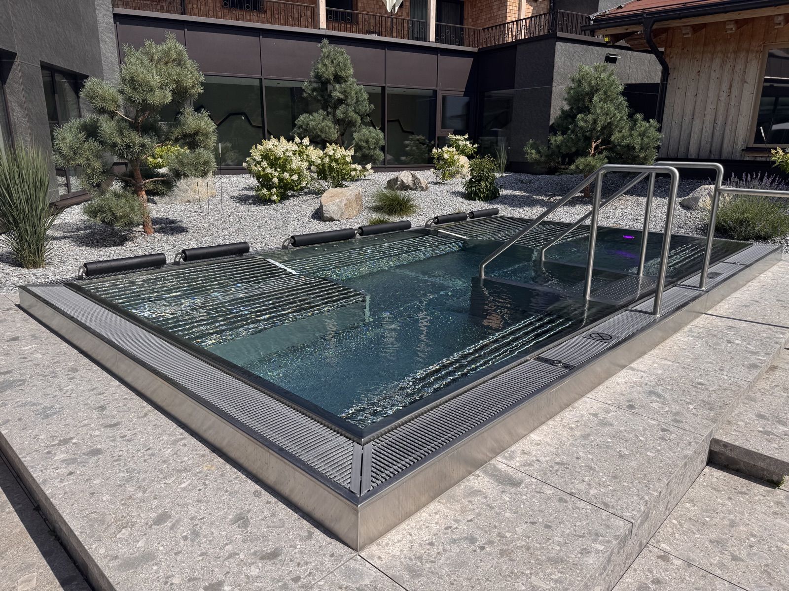 Jacuzzi